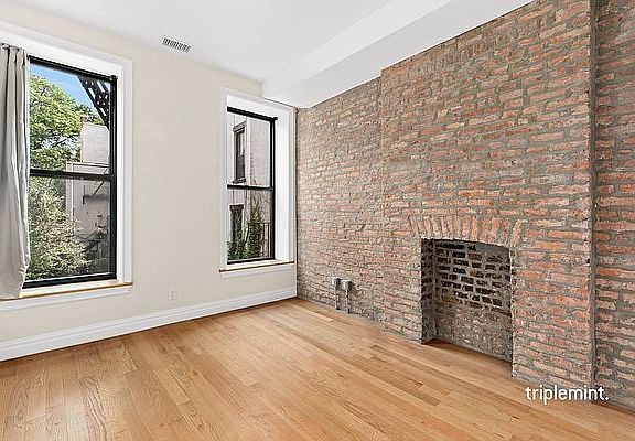 3rd image of 153 7th Ave APT 2