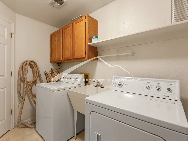 4605 S Yosemite St #7 — Photo 12