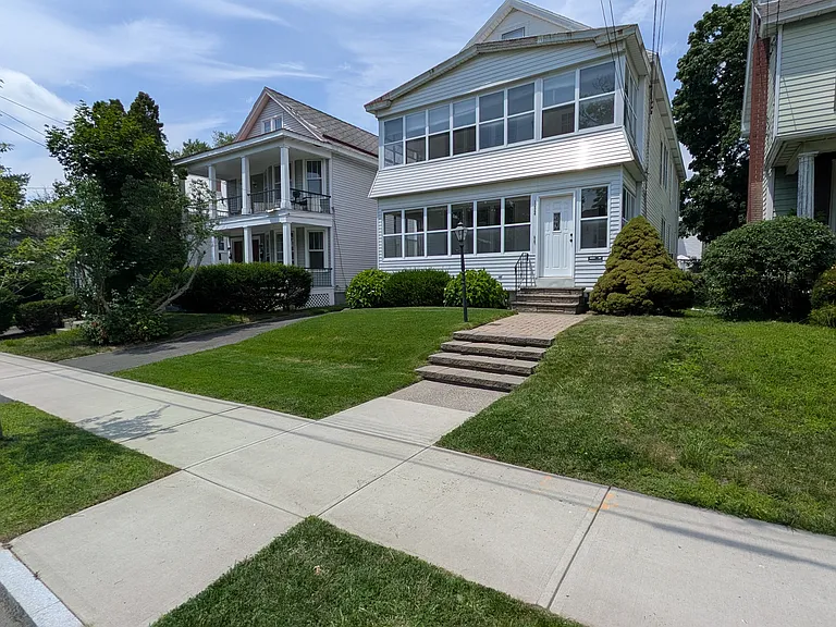 152 Winthrop Ave #2 — Photo 2