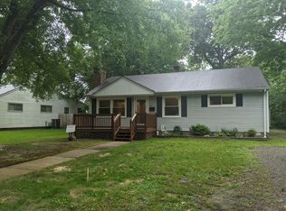 401 Huger Dr, Sandston, VA 23150