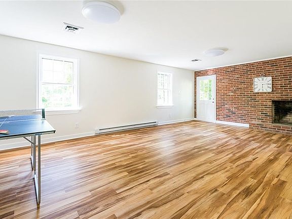 2nd image of 8116 Surreywood Dr