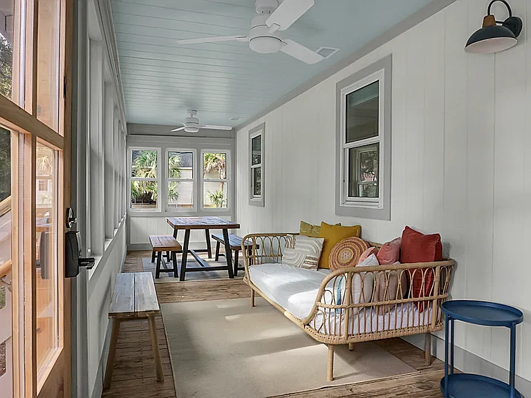 222 E Hudson Ave — Photo 8