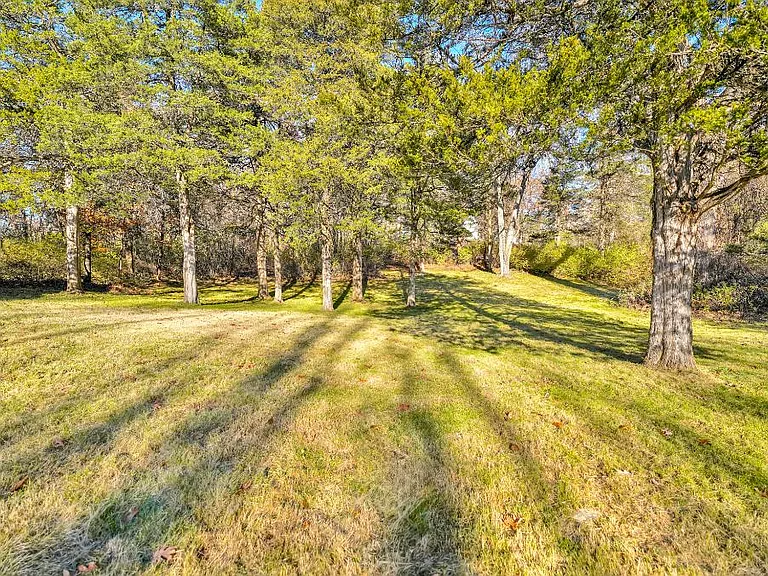 443 Benson Rd — Photo 14