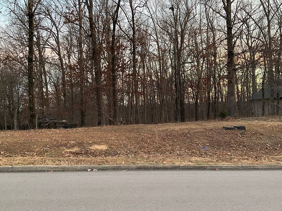 1st image of 4441 Lochmoor Cir