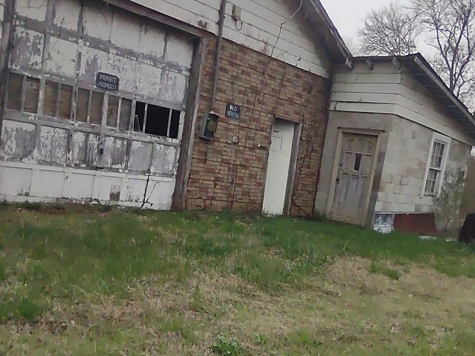 1st image of 596 Old Highway 64 E