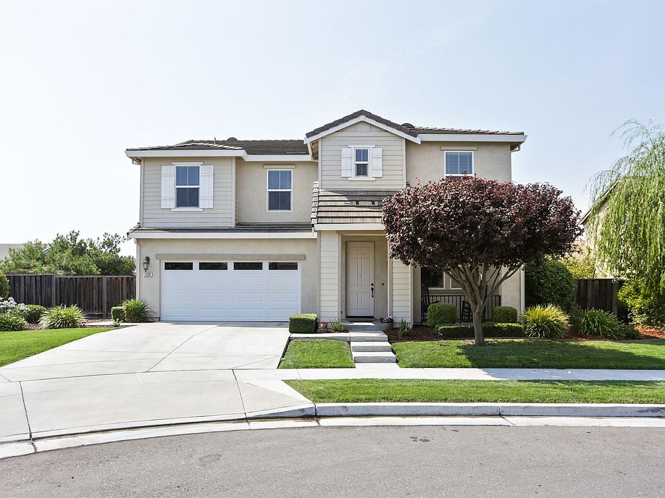 1st image of 2320 Foster Ct