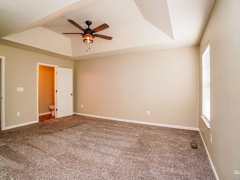 540 Weaver Ridge Dr — Photo 9