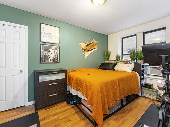 4th image of 337 W 21st St APT C