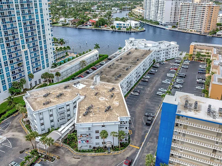 1913 S Ocean Dr #207 — Photo 45