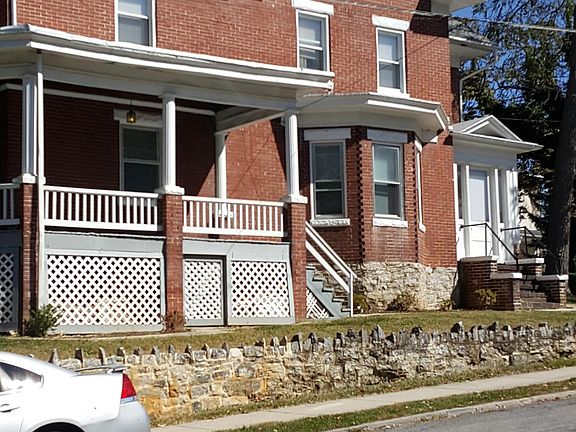 3rd image of 436 Virginia Ave APT 1
