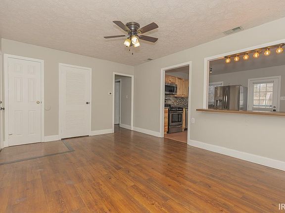 4th image of 4808 Kensington Ave