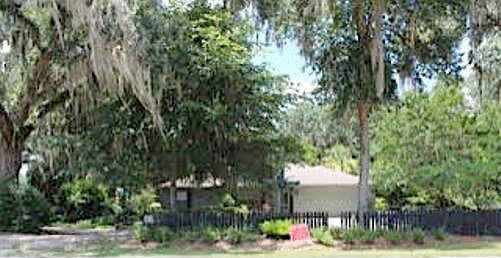 1st image of 5985 SE 119th St