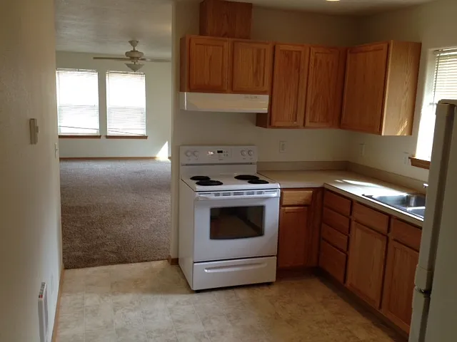 246 SW Jefferson St — Photo 6