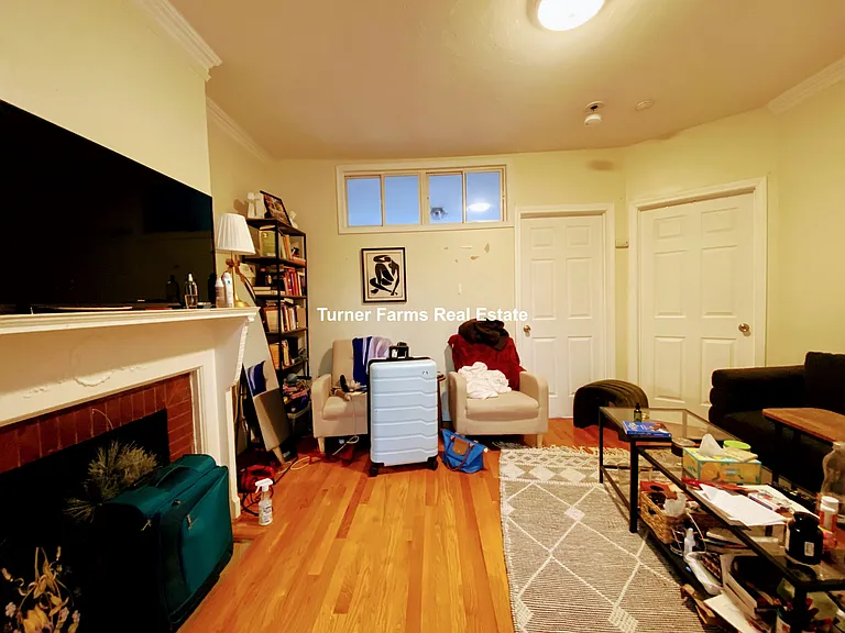 83 Bay State Rd #3R — Photo 3