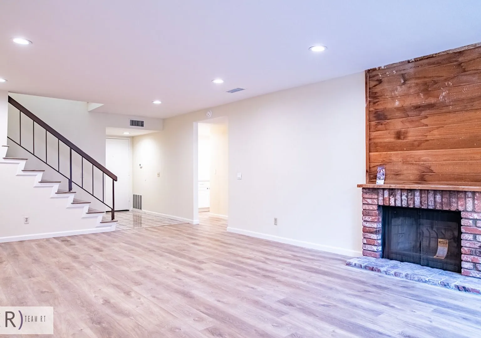 Remodeled 3-Bedroom Home in Woodside Park with Pool & Rowland Unified Schools ! — Photo 3