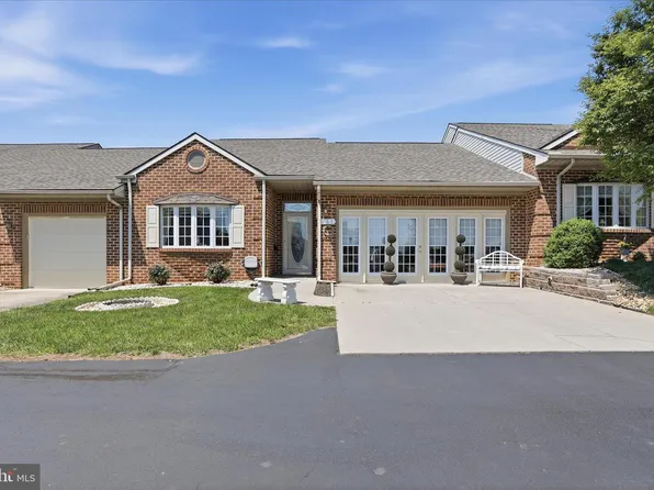 352 Sunbrook Ln #117, Hagerstown, MD 21742