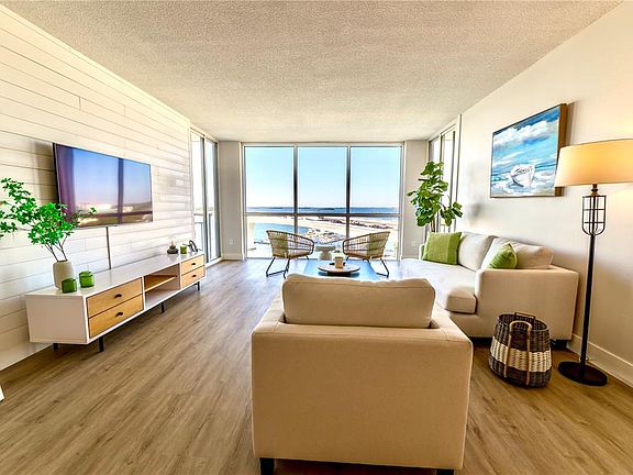 4th image of 100 Pierce St APT 1102