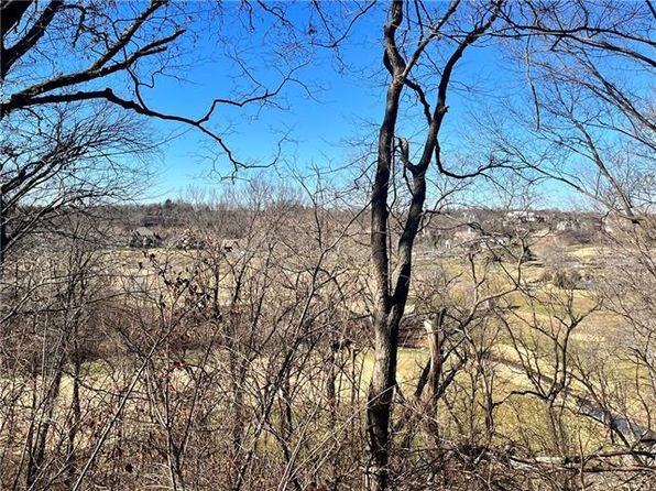 6532 Ridge Rd, Kansas City, MO 64152