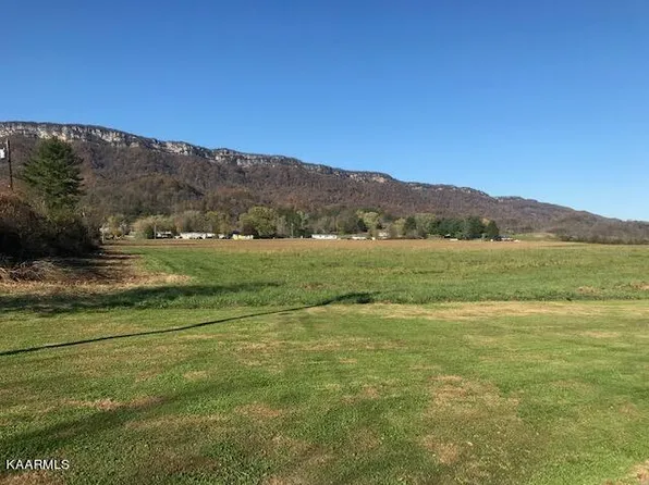Sand Cave Rd, Ewing, VA 24248