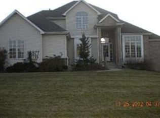 253 Brooke Ln, Rockford, IL 61107