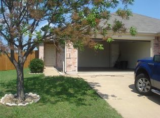653 Stern Dr, Crowley, TX 76036