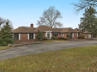 3 Krueger Hill Rd, Pittstown, NJ 08867