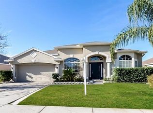 1717 Tangledvine Dr, Zephyrhills, FL 33543