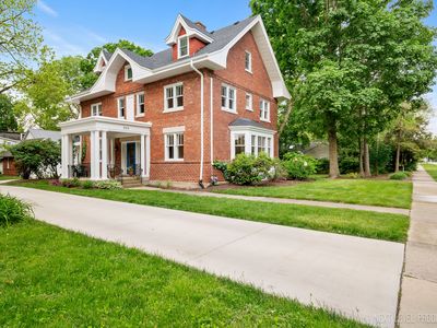 352 Elm St, Batavia, IL, 60510