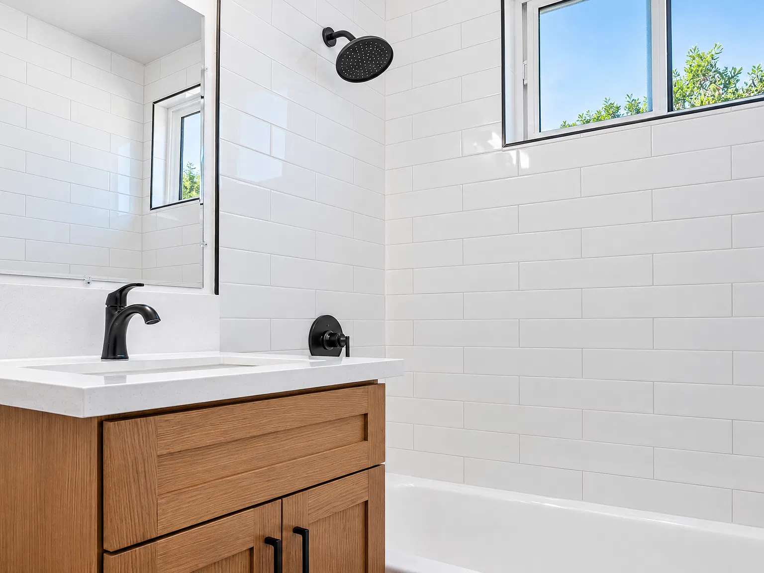 1 bed, $2,400 — Photo 2