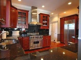 3519 N Fremont St APT 4, Chicago, IL 60657