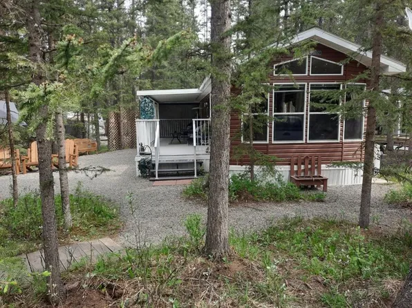 25 Timber Trl, Sundre, AB T0M 1X0