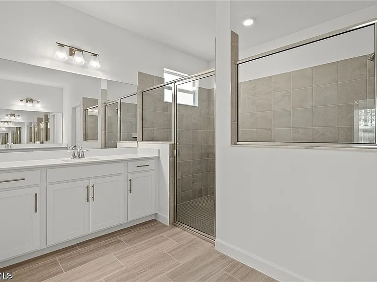 15222 Jadestone Dr — Photo 20