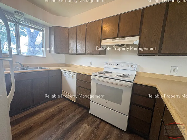 1524 S Falcon Dr — Photo 5