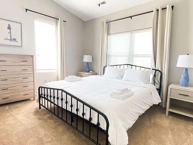 1000 E Ocean View Ave — Photo 11