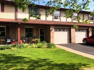 2433 Kris Dr S, Allentown, PA 18104