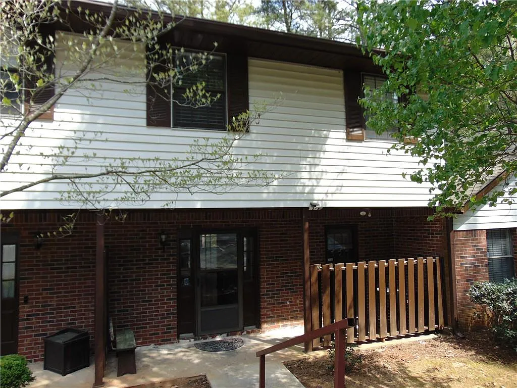 6042 Wintergreen Rd photo 1