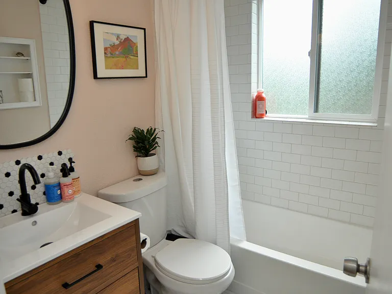 1365 Ivy St — Photo 10