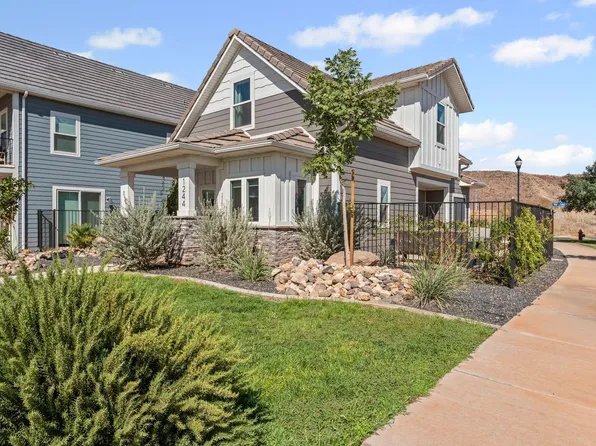 1244 E Villa Way, Washington, UT 84780