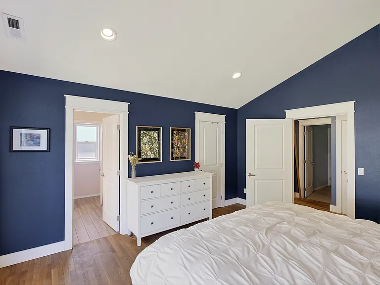 4470 Stoltz Dr — Photo 9