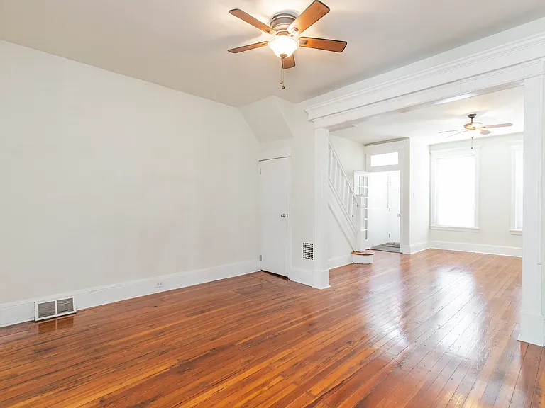 1631 S Lawrence St — Photo 14