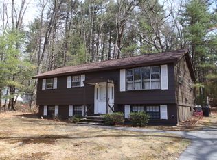 30 Sleigh Rd, Chelmsford, MA 01824