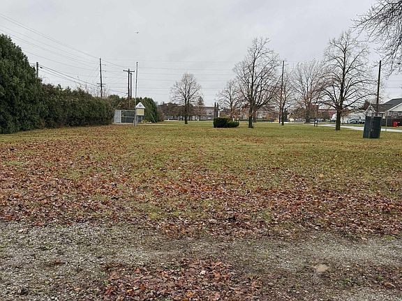 3rd image of 516 Ford Ave
