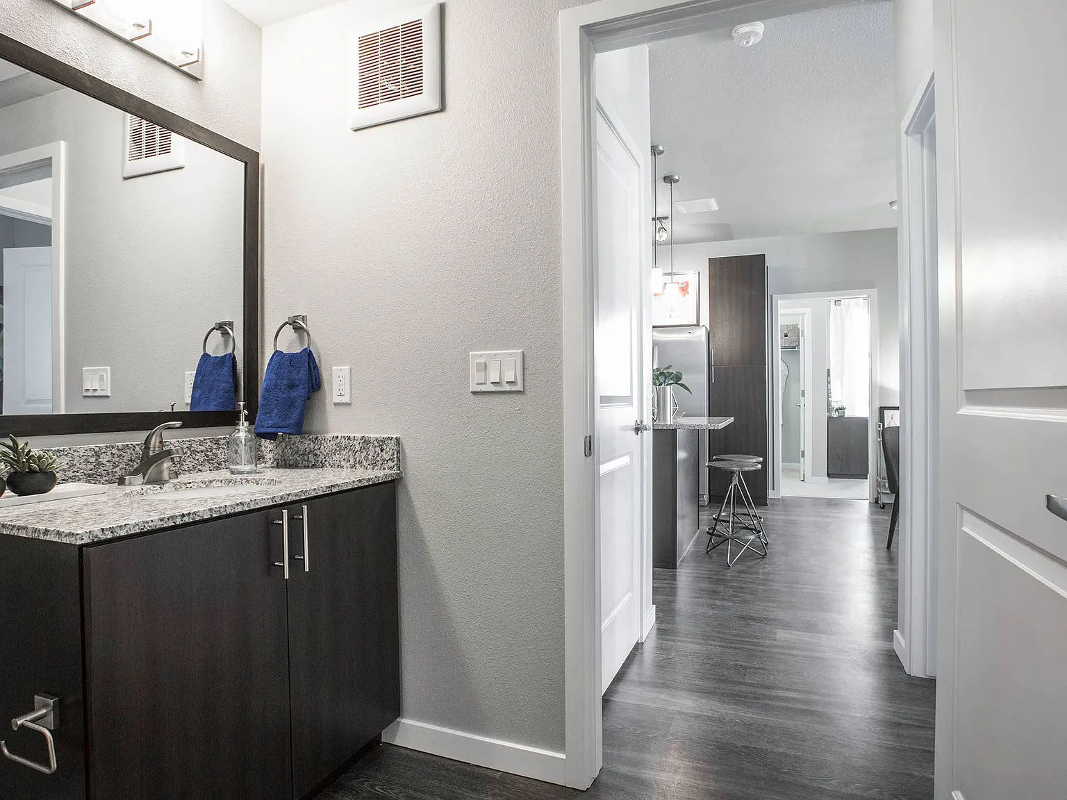 Parkhouse Apartment Homes — Photo 4