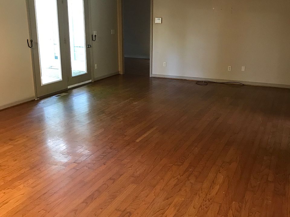 Living/Dining areas