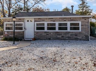 20 Central Ave, Waretown, NJ 08758