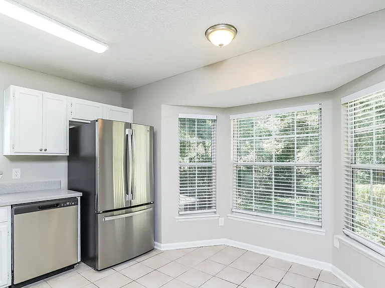 1142 Windy Willows Dr — Photo 7