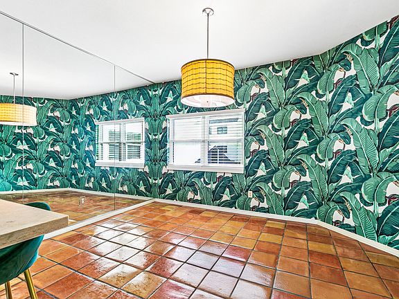 3rd image of 8654 Pontchartrain Blvd APT 14