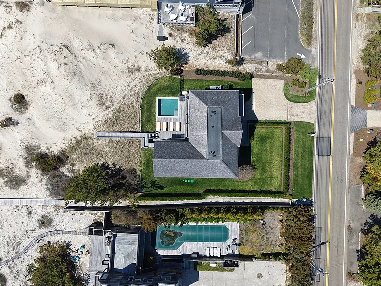 451 Dune Rd — Photo 84