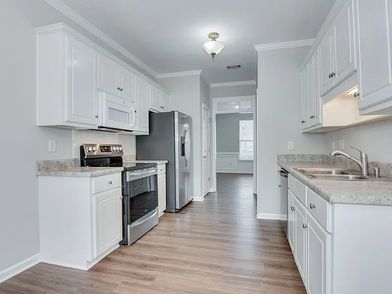 317 Hogan Way — Photo 18