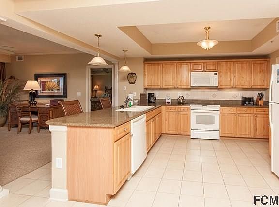 5th image of 200 Ocean Crest Dr APT 1012